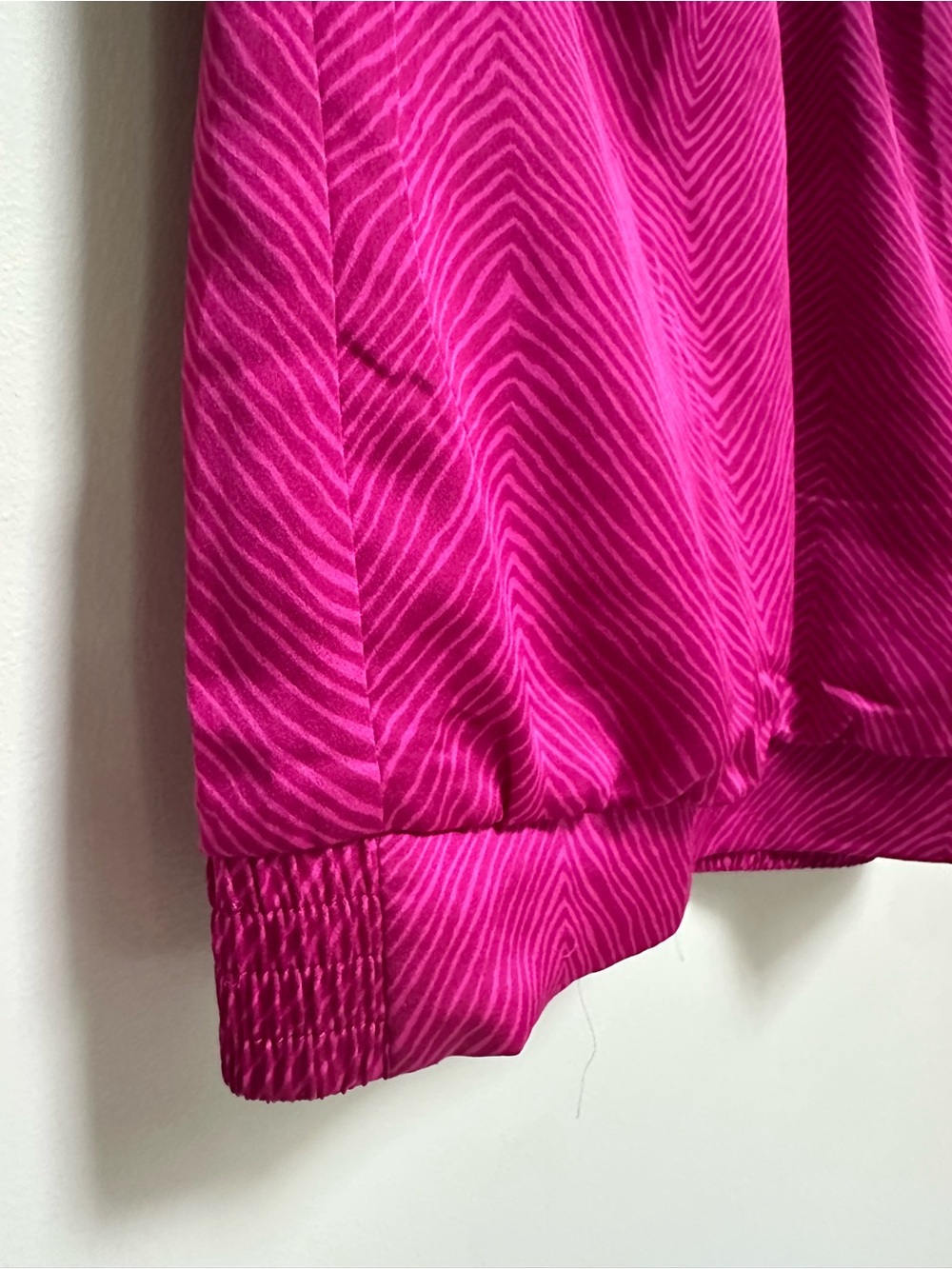Ann Taylor Twist Neck Halter Blouse Fuchsia Textured Stripe Women’s 4 - Picture 5 of 11